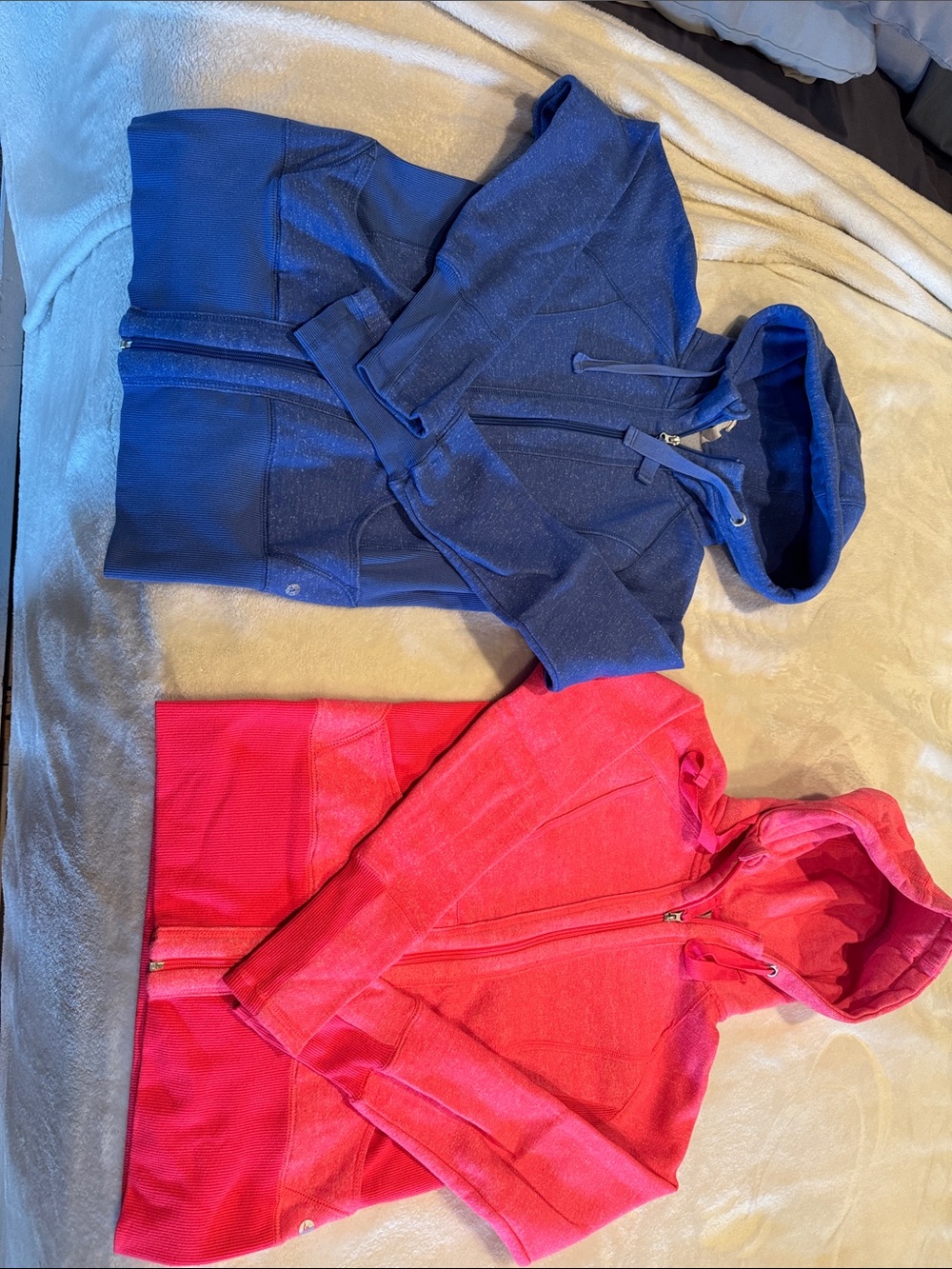 2 women’s 90 degrees by reflex zip up hoodies Medium